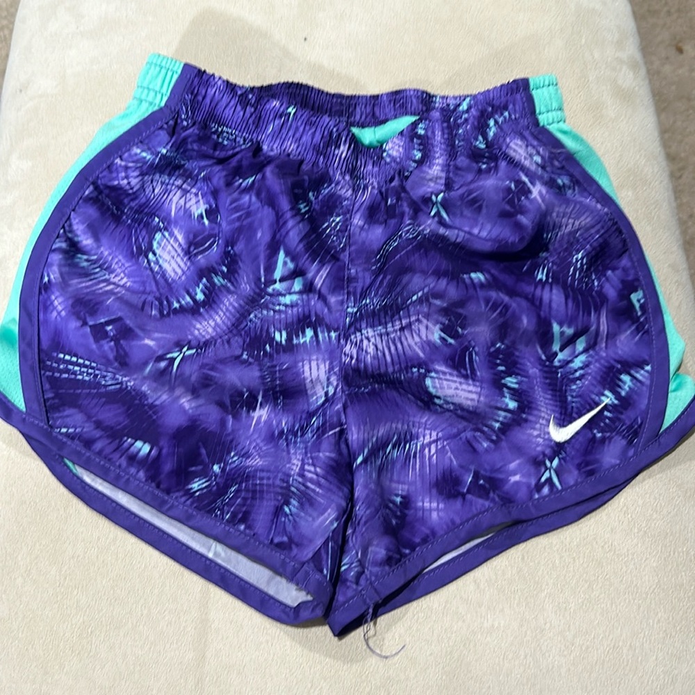 Little girl Nike running shorts Size medium 6